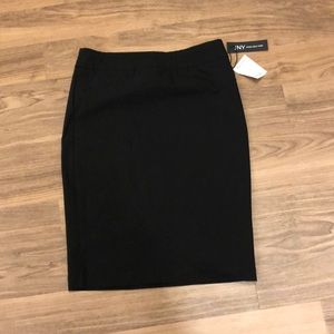 NWT - never worn black pencil skirt